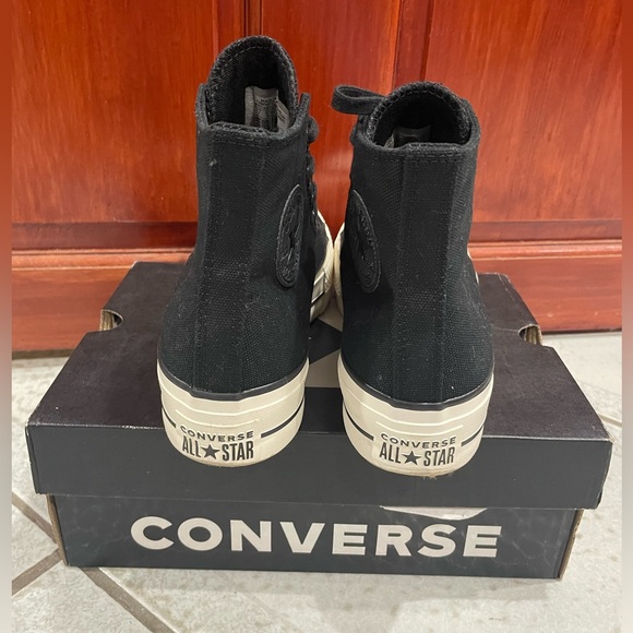 Converse Chuck Taylor All Star Lift Platform Sneaker Size 7 - Picture 3 of 5